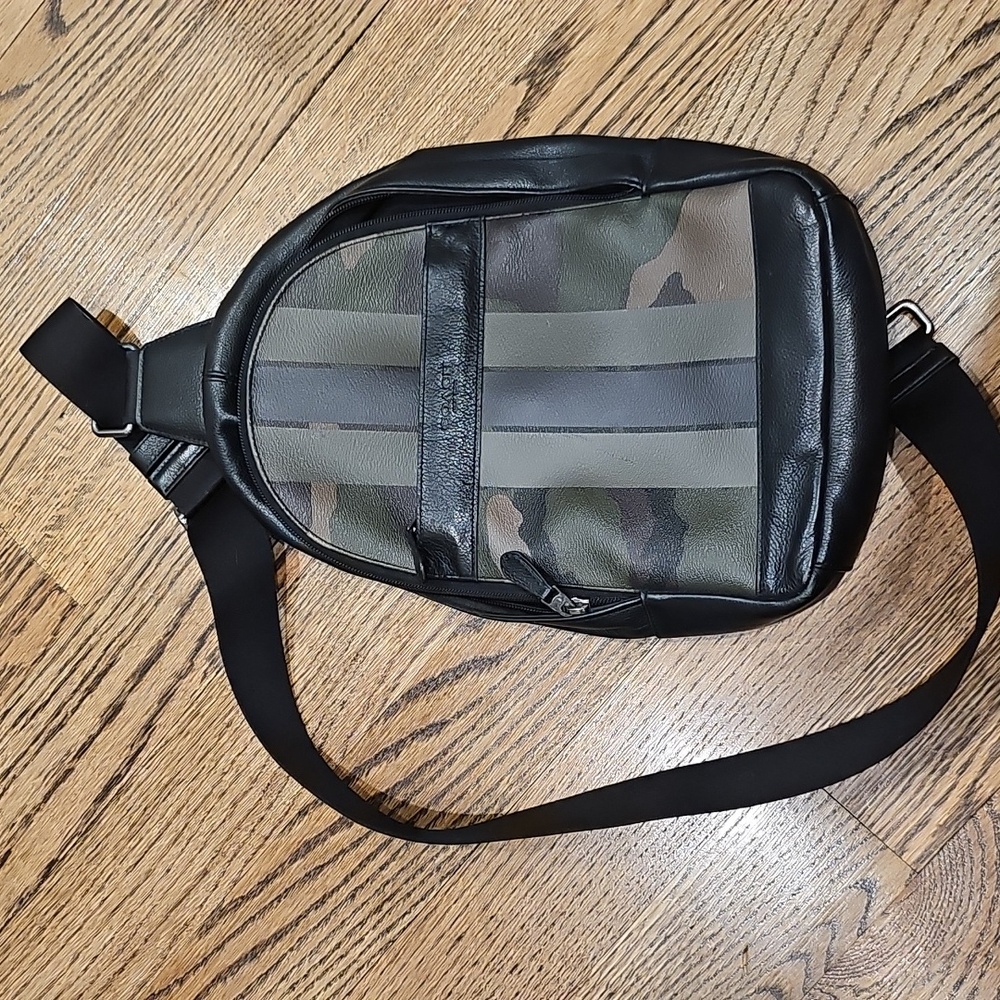 Coach Men's Charles Black and Green Camouflage Backpack - Picture 2 of 8